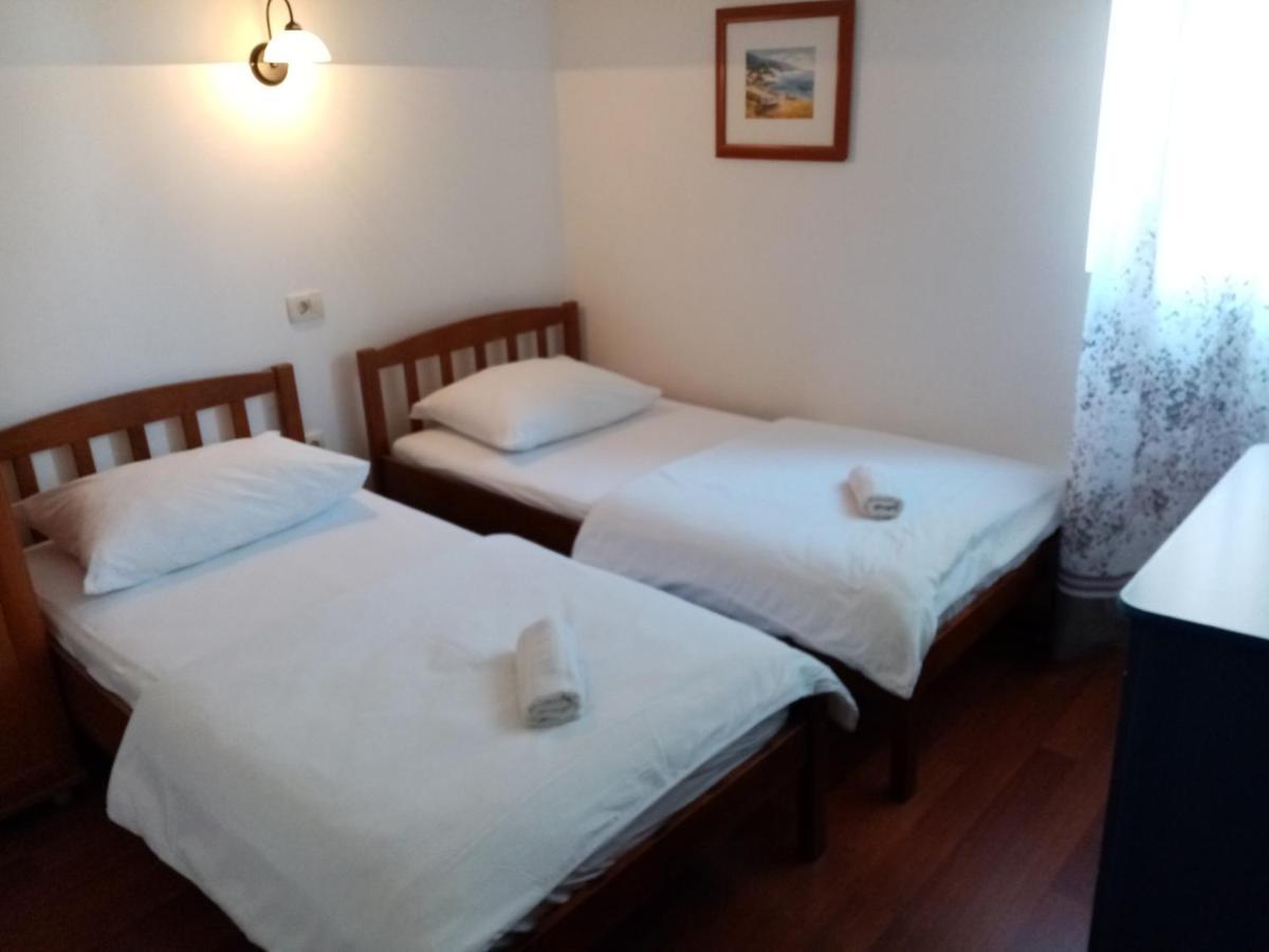Summerhouse Duce Omis Luaran gambar