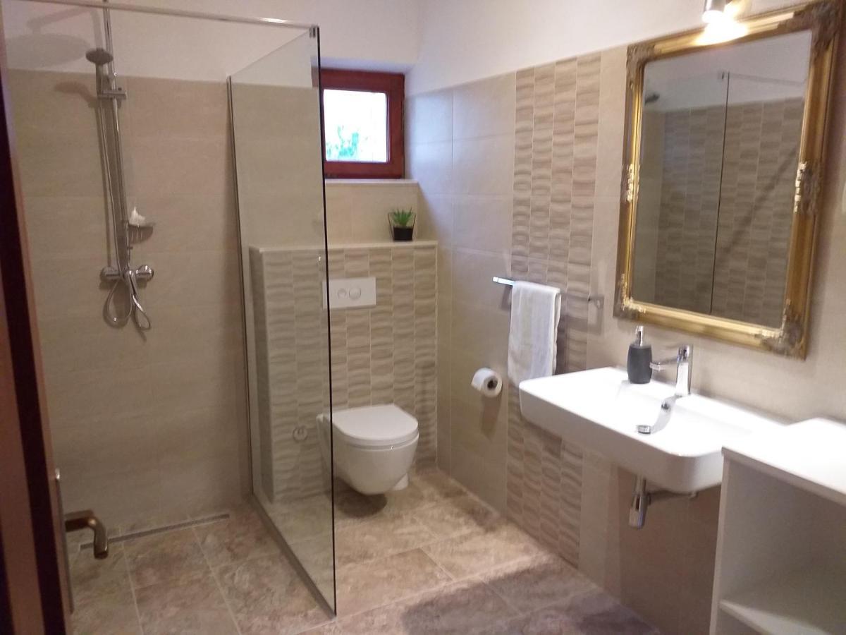 Summerhouse Duce Omis Luaran gambar